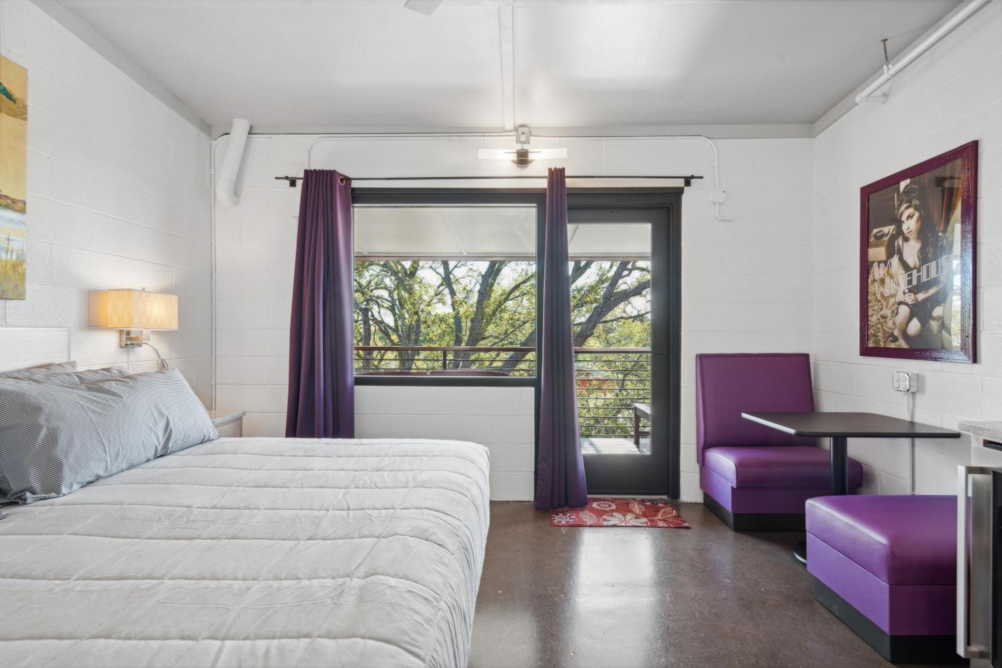 Boutique Vera Hotel In The Heart Of Folly Beach Eksteriør bilde