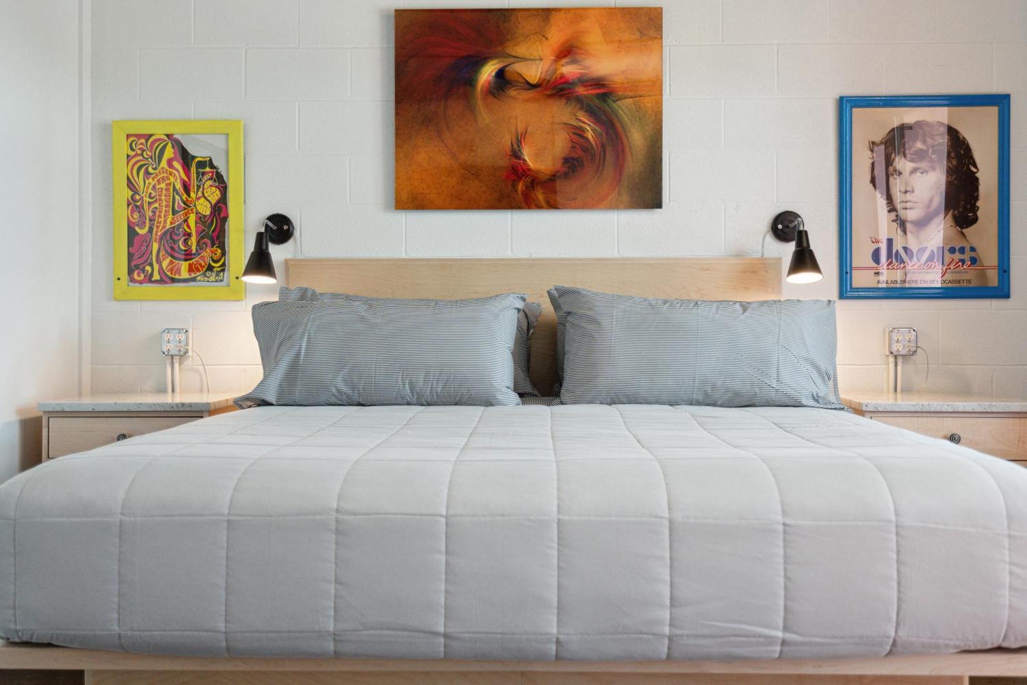 Boutique Vera Hotel In The Heart Of Folly Beach Eksteriør bilde